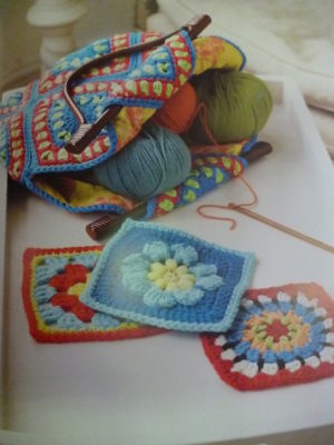 100 Granny Square acidulés à crocheter Les éditions de Saxe