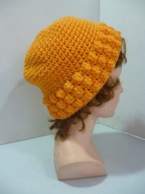 bonnet au crochet My Boshi coloris abricot