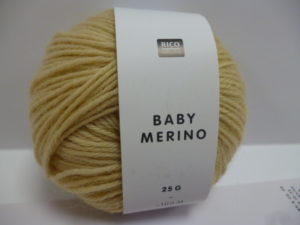 Baby Merino N°010 de Rico Design Coloris Vanille