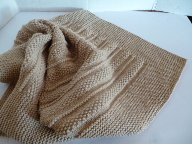 Couverture bébé en laine au crochet faite main en France